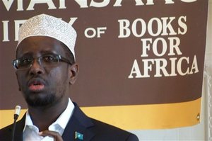 Somalia’s president meets with members of Minnesota’s Somali community; warns radical recruiters here in U.S