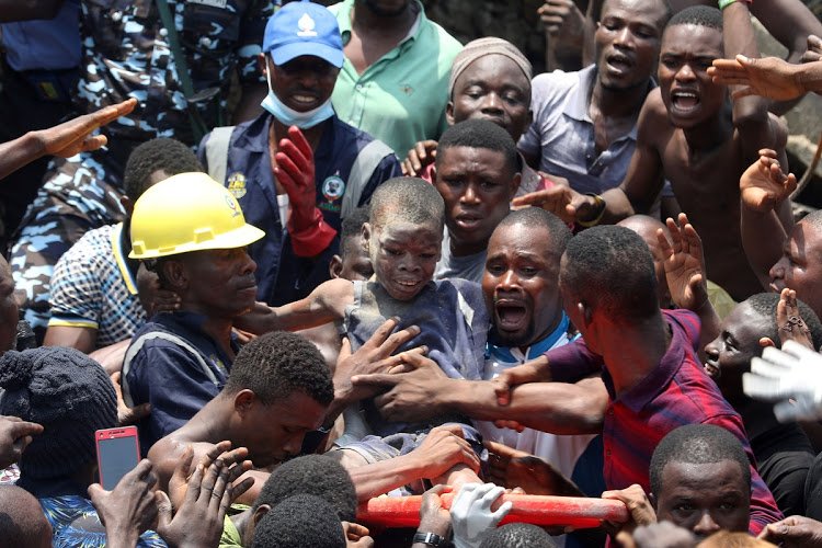 USAfrica: Painful rescue, 8 dead, 37 survive collapsed school building in Lagos
