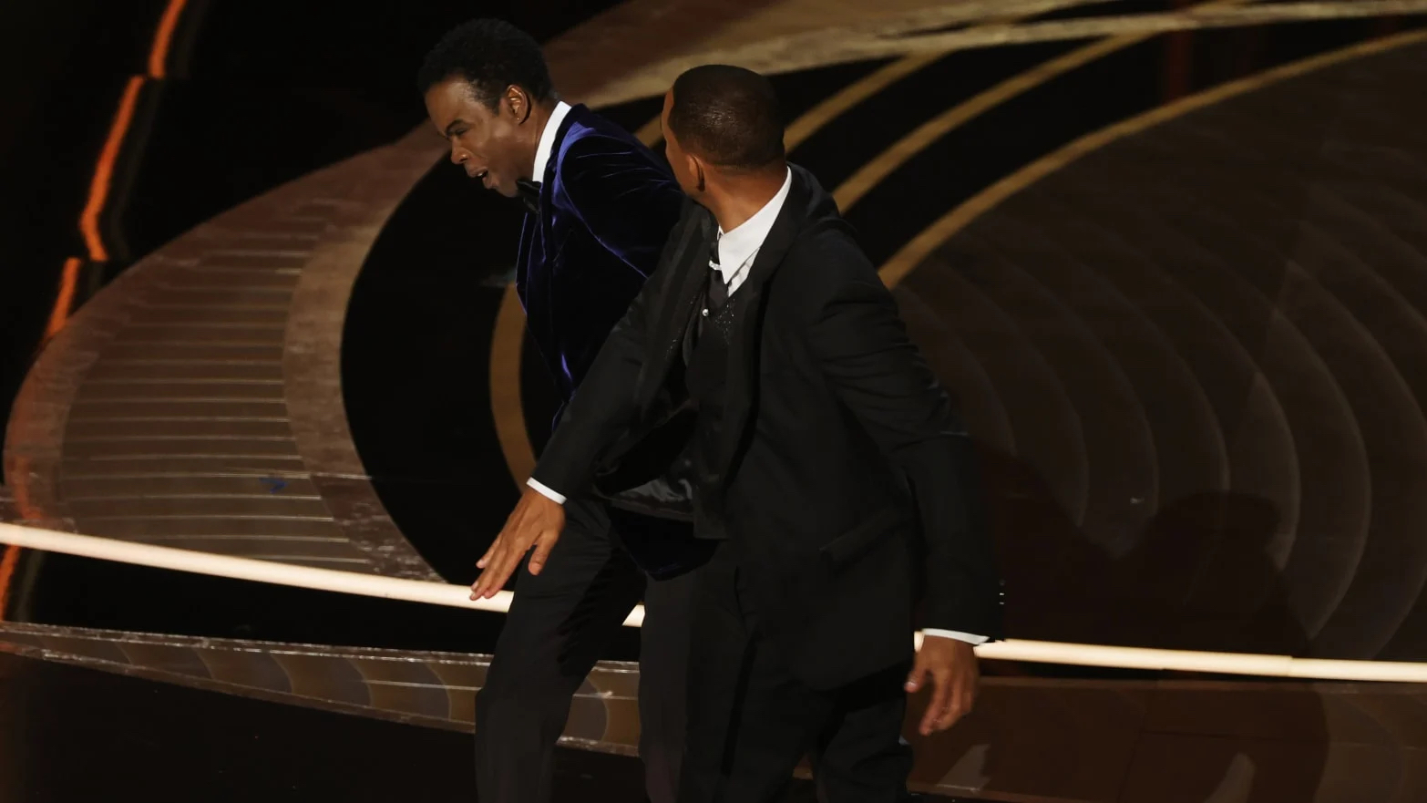 USAfrica: Actor Will Smith apologizes for smacking Chris Rock for joking about his wife’s bald head at the Oscars