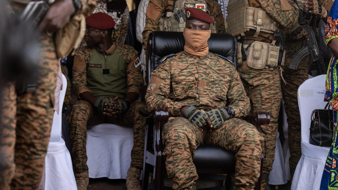 Captain Traore sworn in as interim Burkina Faso's president, vows to fight jihadists