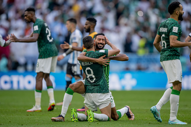 World Cup Soccer: Saudi Arabia gifts Rolls Royce Phantom to players for beating Argentina; U.S holds England to a scoreless draw