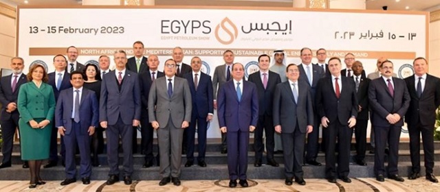 Egypt kicks off with over 500 exhibitors for oil expo