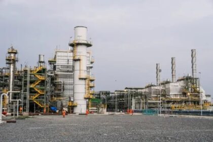 Dangote refinery sets to start production in June 2023