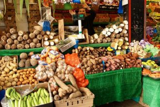 Inflation: Food prices in Nigeria increase by 30% over one year- NBS