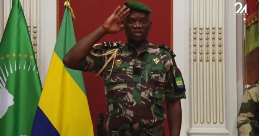 Gabon: General Brice Nguema sworn in as "transitional President"