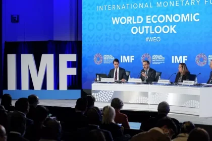 IMF forecasts resilient global economy in 2024 despite lower growth rates