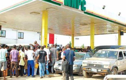 NNPCL and IPMAN caution against panic buying fuel, affirm no intention to raise prices