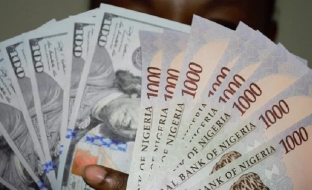 Naira struggles as dollar gains, despite oil output rise