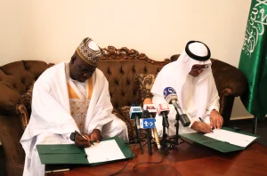 PHOTOS: Nigeria receives 100 tonnes of dates from Saudi government