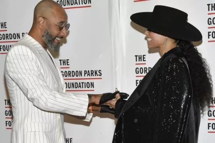 Gordon Parks foundation gala honors Alicia Keys and Swizz Beatz