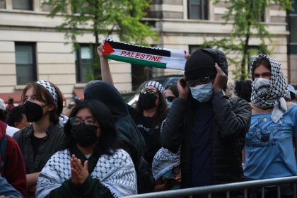Israel supporters attack pro-Palestinian camp in LA, 300 protesters arrested in New York