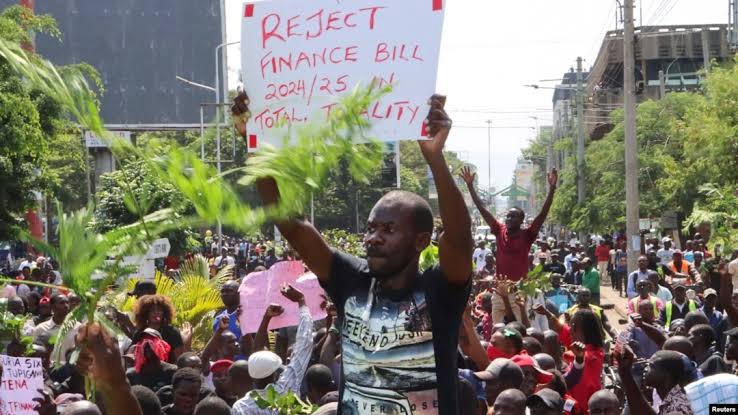 Kenya: Protests erupt in Nairobi over proposed tax hikes