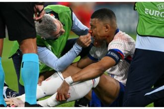 Kylian Mbappe Suffers Broken Nose in France's Euro 2024 Win Over Austria