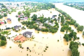 ECOWAS distributes aid to Nigerian flood victims