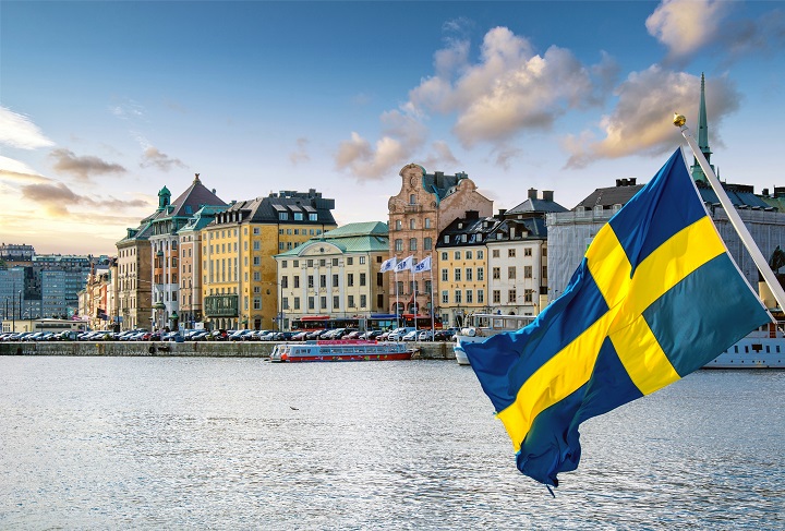 Sweden eases EU blue card requirements to attract global talent