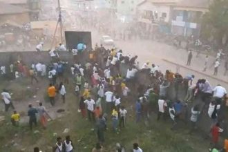 Guinea: At least 56 killed in stampede during football match