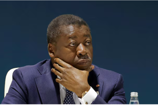 #SHOWDOWN President accuses VP of Treason in Zimbabwe