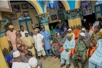 Lagos monarch dethrones six chiefs