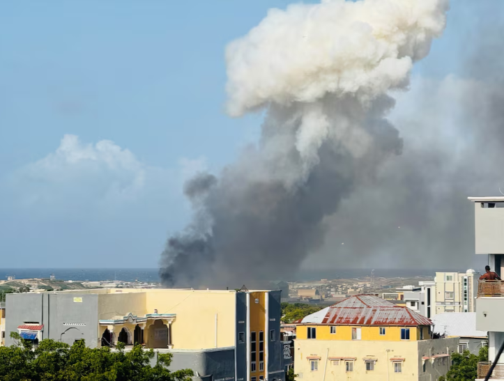 AU helicopter crashes in Mogadishu during landing