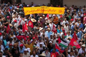 Thousands rally in Tunisia for union rights and civic freedom