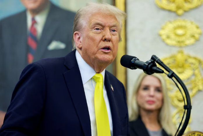 Trump blames Democrats for prolonged government shutdown