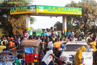 Fuel blockade deepens Mali crisis as militants tighten grip