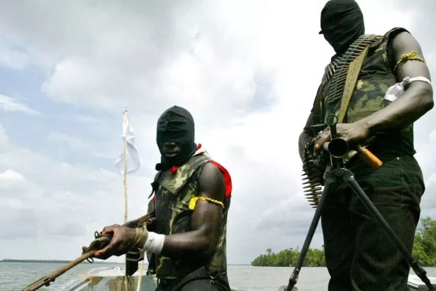 Gunman hijacks aid plane in South Sudan