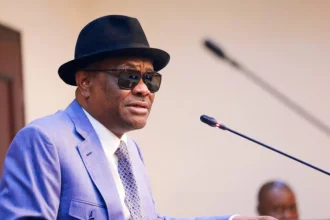 Wike orders arrest of streetlight vandals in FCT
