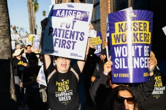 US healthcare workers starts three-day strike