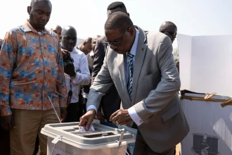Malawi on edge as parties claim victory before official results